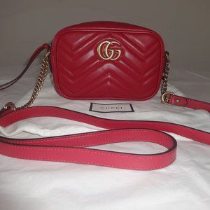 GUCCI Mini GG Marmont Matelassé Bag Red 448065